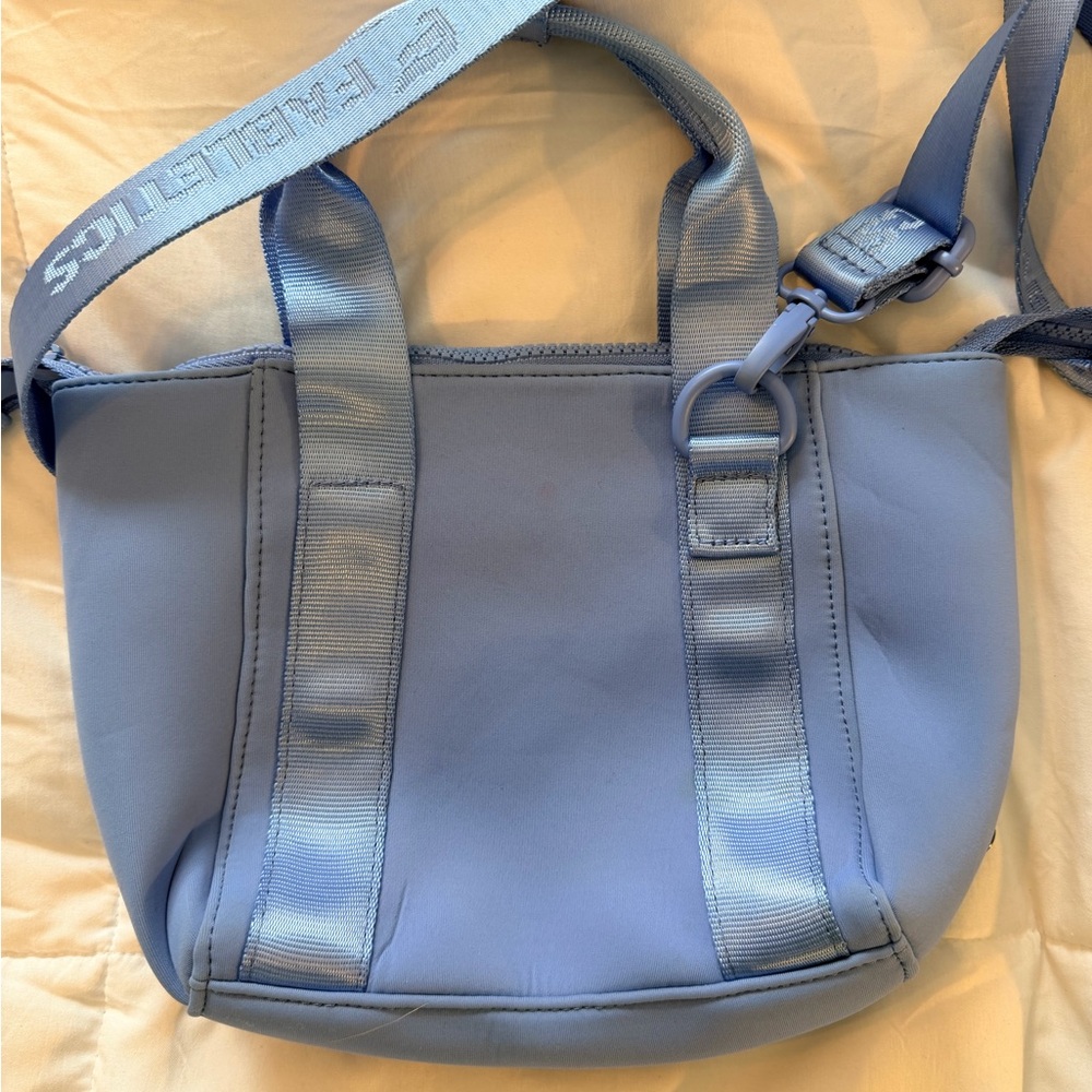 Fabletics Blue The Grip Duffle Shoulder Bag - Picture 4 of 6